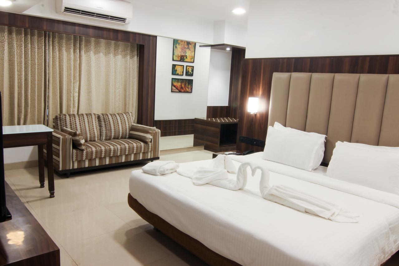 โกลเดน แชเรียต เดอะ บูทิก โฮเต็ล แอนเทอรี Hotel มุมไบ ภายนอก รูปภาพ