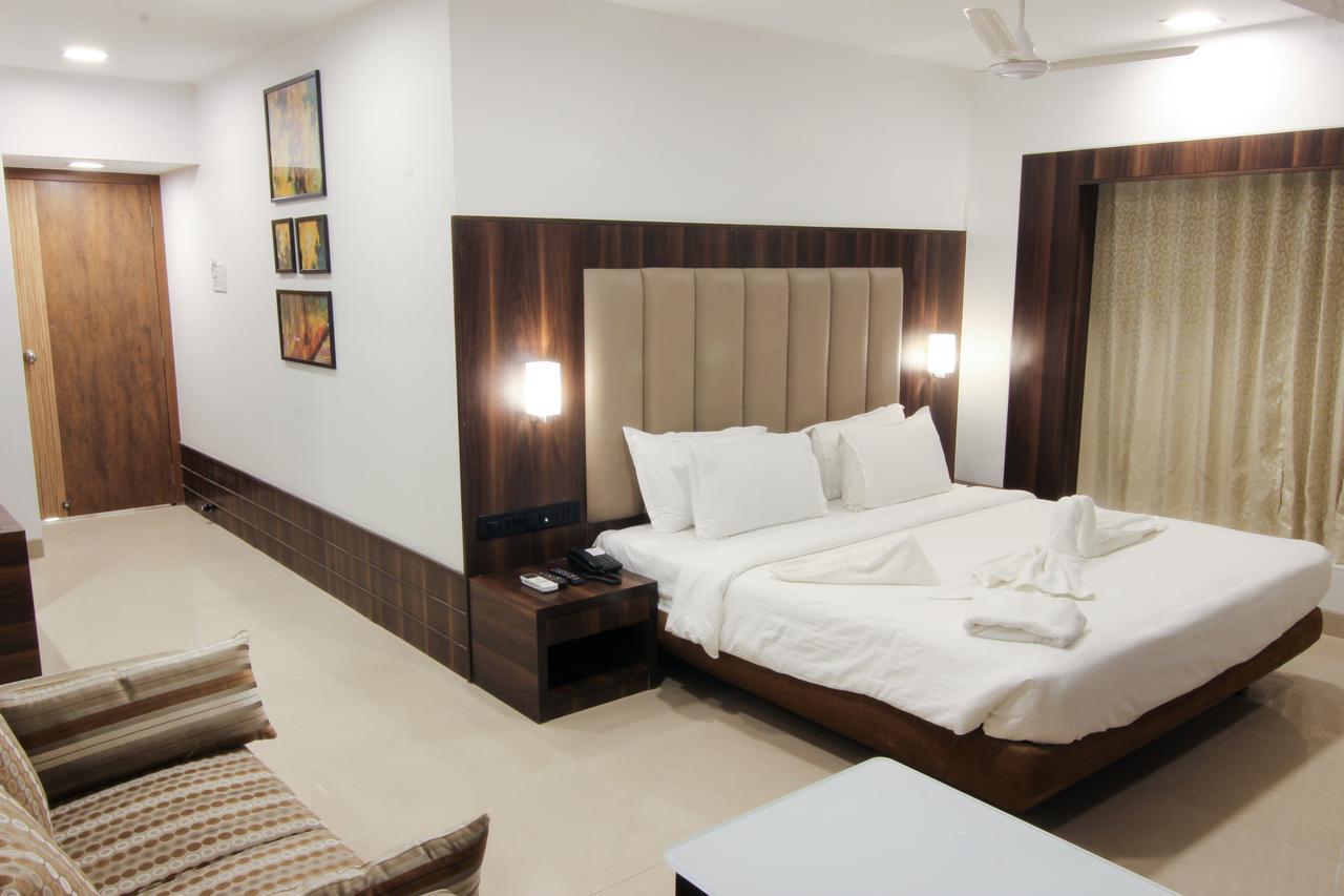 โกลเดน แชเรียต เดอะ บูทิก โฮเต็ล แอนเทอรี Hotel มุมไบ ภายนอก รูปภาพ