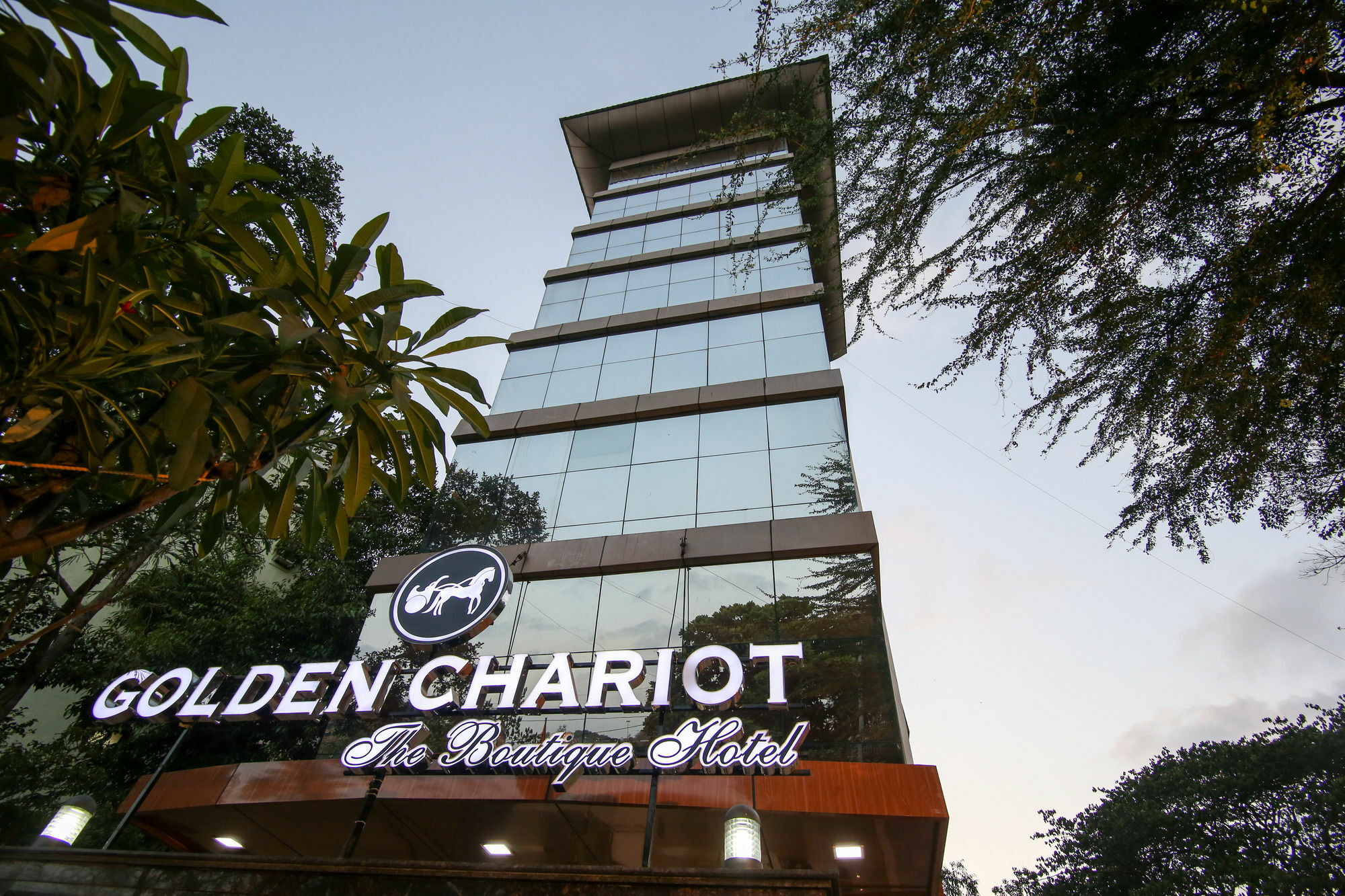 โกลเดน แชเรียต เดอะ บูทิก โฮเต็ล แอนเทอรี Hotel มุมไบ ภายนอก รูปภาพ