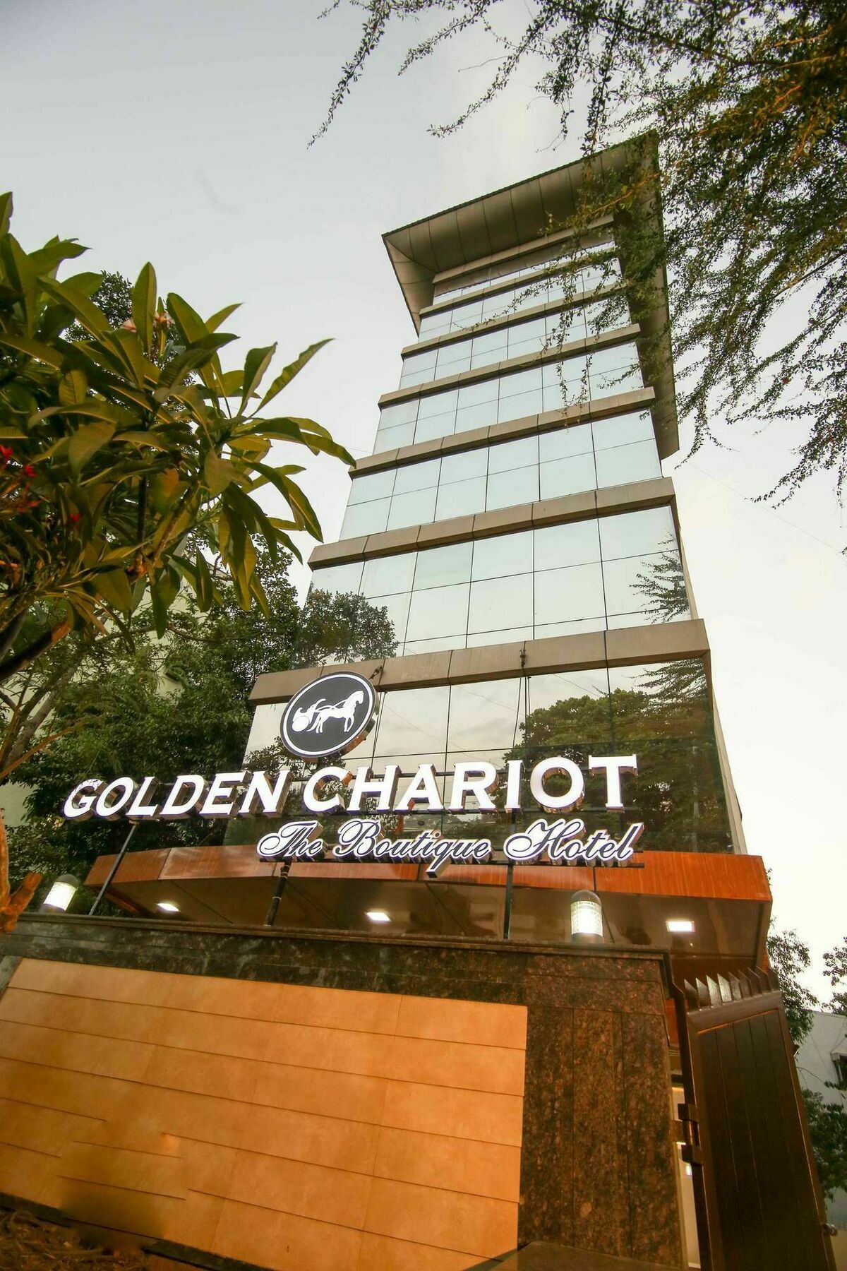 โกลเดน แชเรียต เดอะ บูทิก โฮเต็ล แอนเทอรี Hotel มุมไบ ภายนอก รูปภาพ