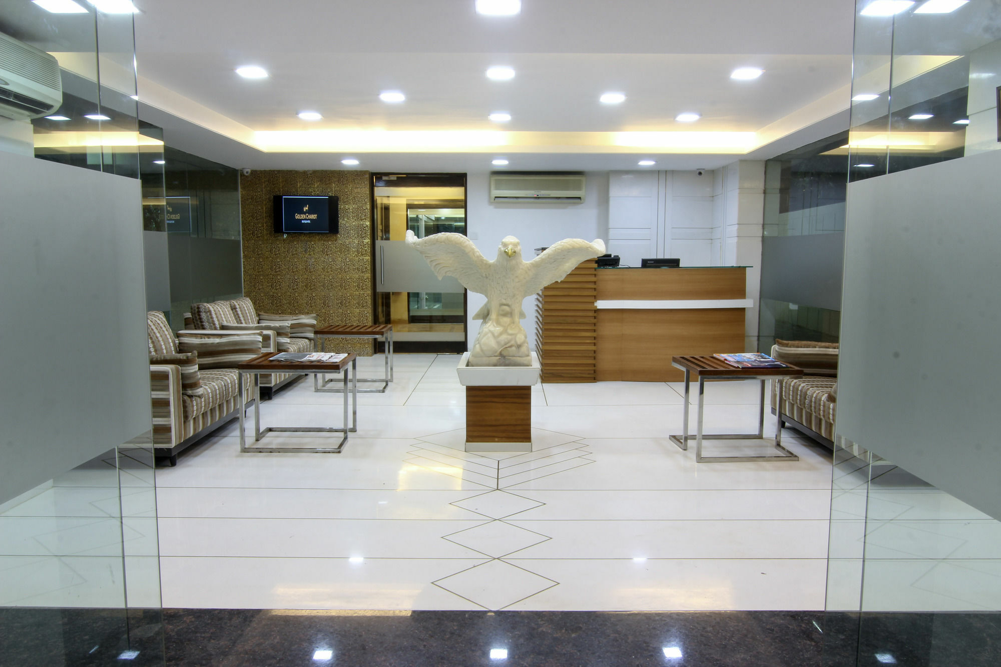 โกลเดน แชเรียต เดอะ บูทิก โฮเต็ล แอนเทอรี Hotel มุมไบ ภายนอก รูปภาพ